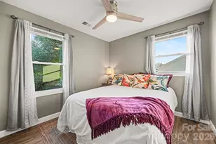 812 Capps Hill Mine Rd, Charlotte, NC 28216 - Photo 21