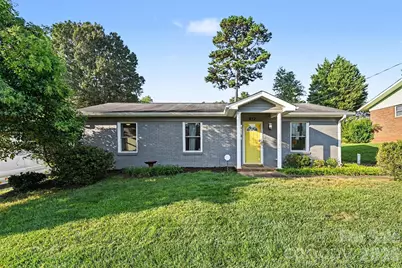 812 Capps Hill Mine Road, Charlotte, NC 28216 - Photo 1