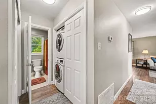 812 Capps Hill Mine Rd, Charlotte, NC 28216 - Photo 29