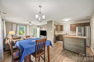 812 Capps Hill Mine Rd, Charlotte, NC 28216 - Photo 13