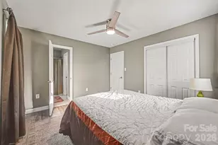 812 Capps Hill Mine Rd, Charlotte, NC 28216 - Photo 25