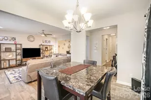 5948 River Mdw Ct, Charlotte, NC 28213 - Photo 7