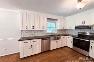 4614 Hickory Grove Rd, Mount Holly, NC 28120 - Photo 19