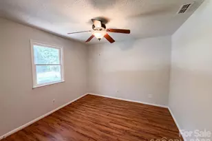 4614 Hickory Grove Rd, Mount Holly, NC 28120 - Photo 9