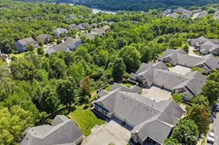 868 Ledgestone Ct, Tega Cay, SC 29708 - Photo 27