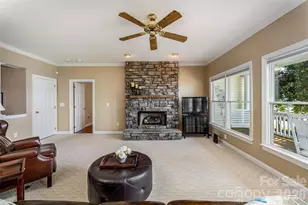 111 Leesburg Ln, Troutman, NC 28166 - Photo 9