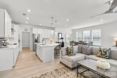 6007 Mariemont Circle, Charlotte, NC 28226 - Photo 15