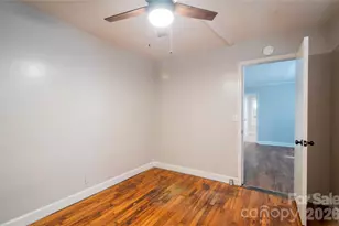 1812 Catherine Simmons Ave, Charlotte, NC 28216 - Photo 27