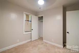 1812 Catherine Simmons Ave, Charlotte, NC 28216 - Photo 25