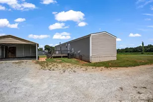 1760 Beachwood Rd, Mooresboro, NC 28114 - Photo 5