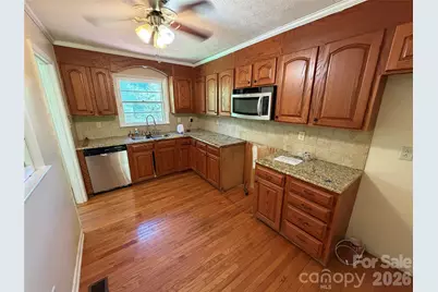 517 Goldwater Street, Shelby, NC 28152 - Photo 9