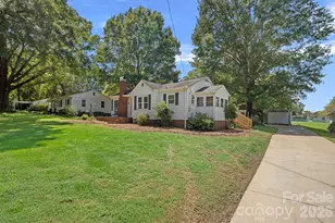 1127 Thompson Ave, Charlotte, NC 28216 - Photo 17