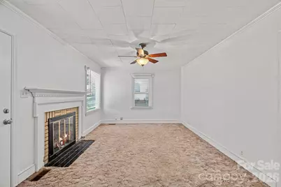 1127 Thompson Avenue, Charlotte, NC 28216 - Photo 5