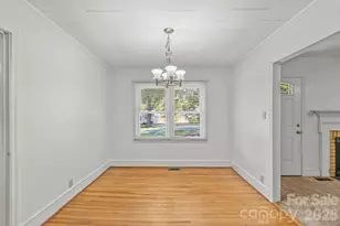 1127 Thompson Ave, Charlotte, NC 28216 - Photo 7