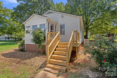 1127 Thompson Avenue, Charlotte, NC 28216 - Photo 13
