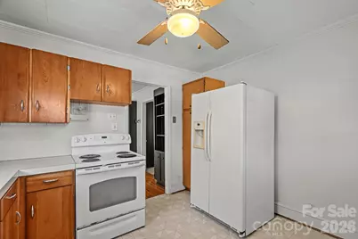 1127 Thompson Avenue, Charlotte, NC 28216 - Photo 3