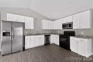 206 Dillon Dr, Clinton, SC 29325 - Photo 7