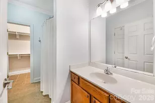 896 W Pointe Dr, Asheville, NC 28806 - Photo 13