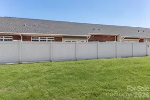 908 Davie Ave, Statesville, NC 28677 - Photo 37