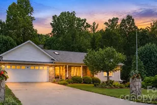 9 Daniel Cir, Granite Falls, NC 28630 - Photo 1
