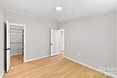 190 Pinewood Knoll Drive, Hendersonville, NC 28739 - Photo 13