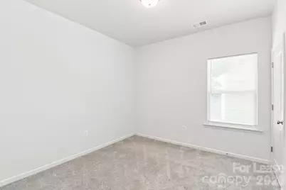 725 N McFarland Street, Gastonia, NC 28054 - Photo 9