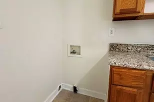 323 Lakewood Ave, Charlotte, NC 28208 - Photo 5