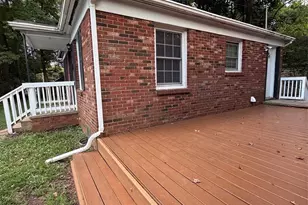 323 Lakewood Ave, Charlotte, NC 28208 - Photo 13