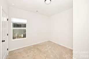 1109 Goldsboro Ave, Statesville, NC 28677 - Photo 11