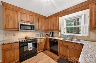 2036 Kilkenney Hill Rd, Matthews, NC 28105 - Photo 11