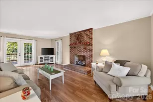 2036 Kilkenney Hill Rd, Matthews, NC 28105 - Photo 7