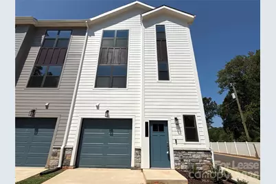 2100 Bombay Way, Charlotte, NC 28208 - Photo 1