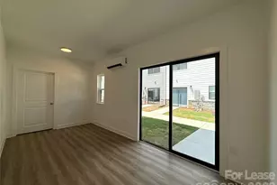 2100 Bombay Wy, Charlotte, NC 28208 - Photo 13