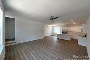 2106 Bombay Wy, Charlotte, NC 28208 - Photo 7