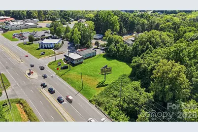 805 Concord Parkway N, Concord, NC 28027 - Photo 1