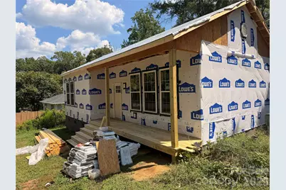 207 Mauney Street, Mount Holly, NC 28120 - Photo 1