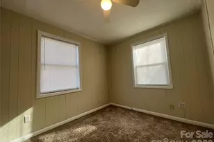 142 E Catawba Ave, Mount Holly, NC 28120 - Photo 9
