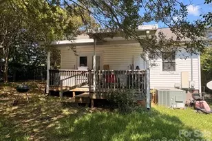 142 E Catawba Ave, Mount Holly, NC 28120 - Photo 11