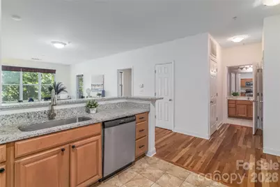 1000 E Woodlawn Road #217, Charlotte, NC 28209 - Photo 5