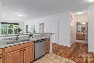 1000 E Woodlawn Rd, Charlotte, NC 28209 - Photo 5