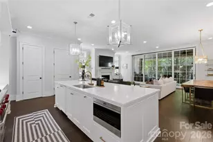 2428 Vail Ave, Charlotte, NC 28207 - Photo 11