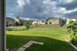 10413 Honeyfur Ct, Charlotte, NC 28278 - Photo 5