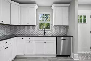 3320 Boyd St, Charlotte, NC 28208 - Photo 7