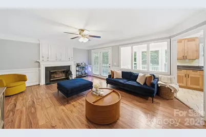 3801 Melshire Lane, Charlotte, NC 28269 - Photo 7