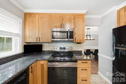 3801 Melshire Lane, Charlotte, NC 28269 - Photo 11