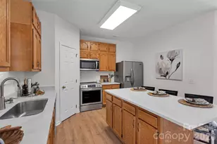 9132 Royal Highlands Ct, Charlotte, NC 28277 - Photo 15