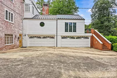 1858 Queens Road W, Charlotte, NC 28207 - Photo 25