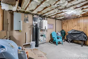 3208 Florida Dr, Hendersonville, NC 28792 - Photo 23