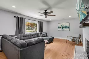 3208 Florida Dr, Hendersonville, NC 28792 - Photo 3