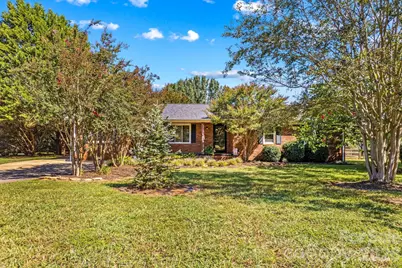 230 E Old Farm Road, Salisbury, NC 28146 - Photo 3